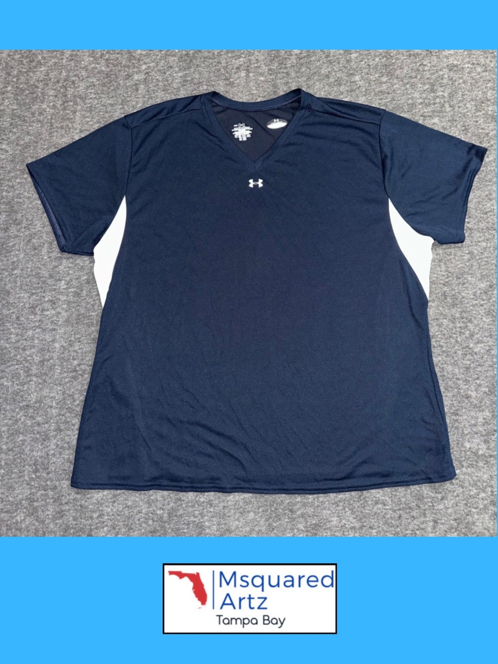 Under Armour Women’s XXL Navy Blue V-Neck Performance Shirt White Side Panels